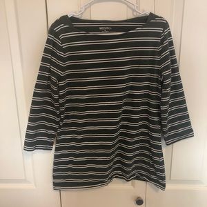 3/4 sleeved olive and white striped top